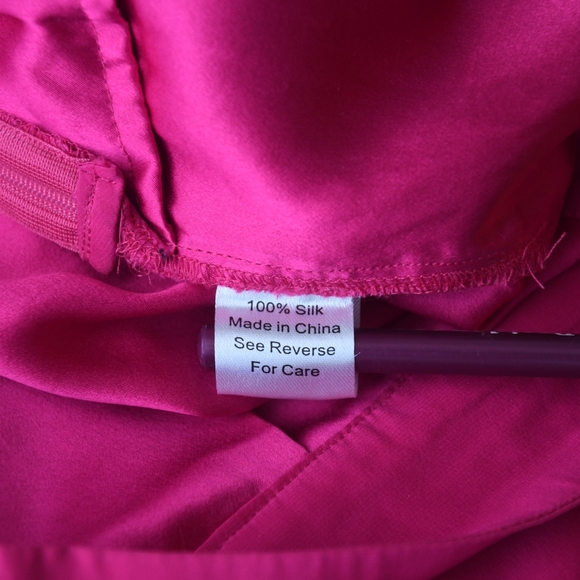 Parker Origami Ruffle Front Silk Shorts Size XS - Picture 7 of 8